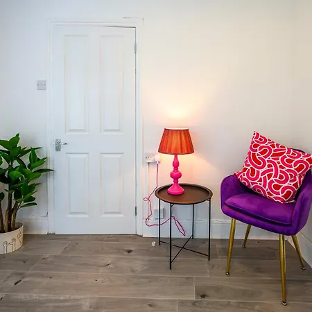 Apartment Brislington Apex By Staystaycations Bristol